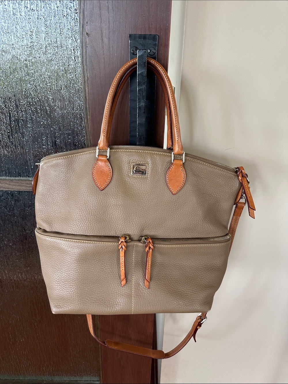 Dooney & Bourke Pebbled Leather DILLEN Double Pocket Satchel Handbag Beige